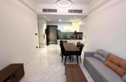 Apartment - Studio - 1 Bathroom for rent in The Gate - Masdar City - Abu Dhabi