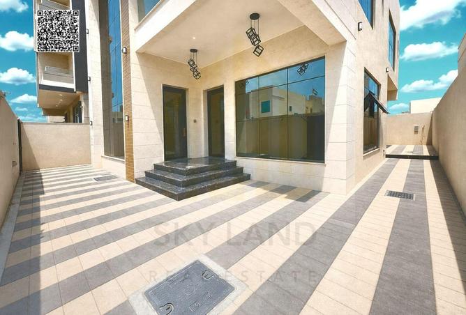 135647579 - Property Image 2