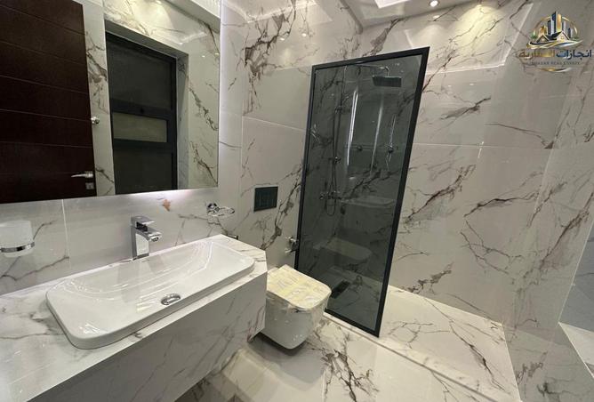 76968439 - Property Image 3