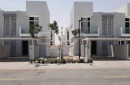 Townhouse - 3 Bedrooms - 4 Bathrooms for rent in Arabella Townhouses 2 - Arabella Townhouses - Mudon - Dubai