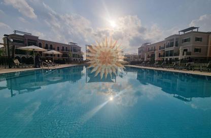 Villa - 4 - 6 for rent in Sur La Mer 1 - Sur La Mer - Jumeirah 1 - Jumeirah - Dubai Villa - 4 - 6 for rent in Sur La Mer 1 - Sur La Mer - Jumeirah 1 - Jumeirah - Dubai