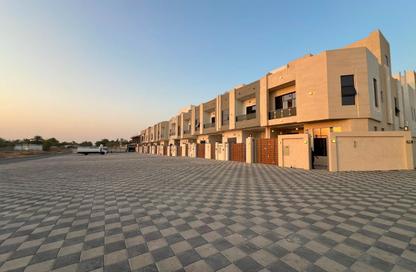 Villa - 4 Bedrooms - 6 Bathrooms for sale in Al Helio 1 - Al Helio - Ajman Villa - 4 Bedrooms - 6 Bathrooms for sale in Al Helio 1 - Al Helio - Ajman