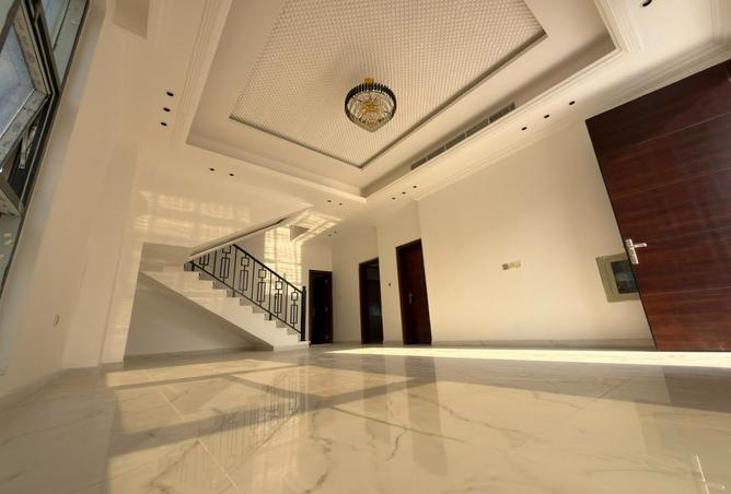 135649121 - Property Image 2