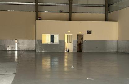 Warehouse - Studio - 7+ Bathrooms for rent in Umm Al Thuoob - Umm Al Quwain