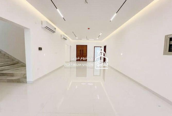 54941879 - صورة العقار 2