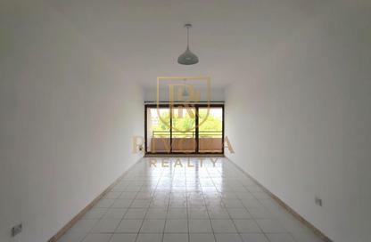 Apartment - 2 Bedrooms - 2 Bathrooms for rent in Al Karama - Dubai