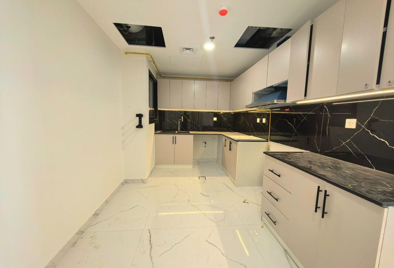 1 BR Apartment in Al Warsan with Covered Parking photo 8