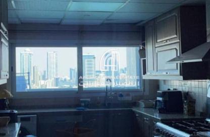 Apartment - 2 Bedrooms - 2 Bathrooms for sale in Al Khan Corniche - Al Khan - Sharjah