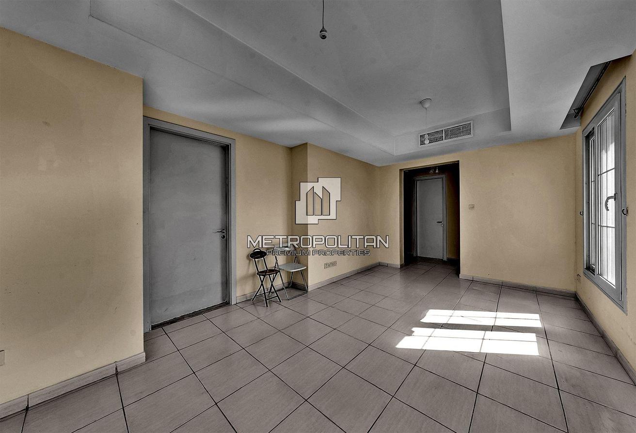 Type 4E | Available Now | Corner End Unit photo 15