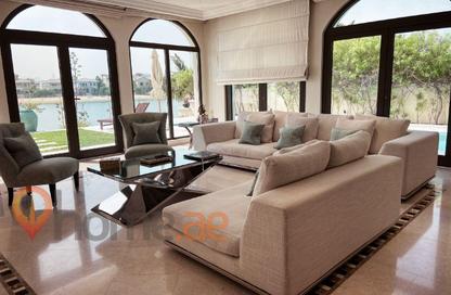 Villa - 4 Bedrooms - 5 Bathrooms for rent in Garden Homes Frond F - Garden Homes - Palm Jumeirah - Dubai