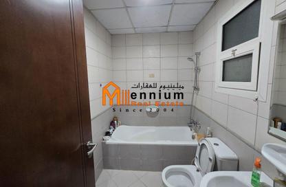 Apartment - 1 Bedroom - 2 Bathrooms for sale in Al Ferasa Tower - Al Majaz 1 - Al Majaz - Sharjah