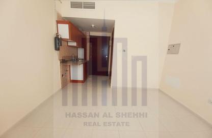Apartment - Studio - 1 Bathroom for rent in Muwaileh - Sharjah