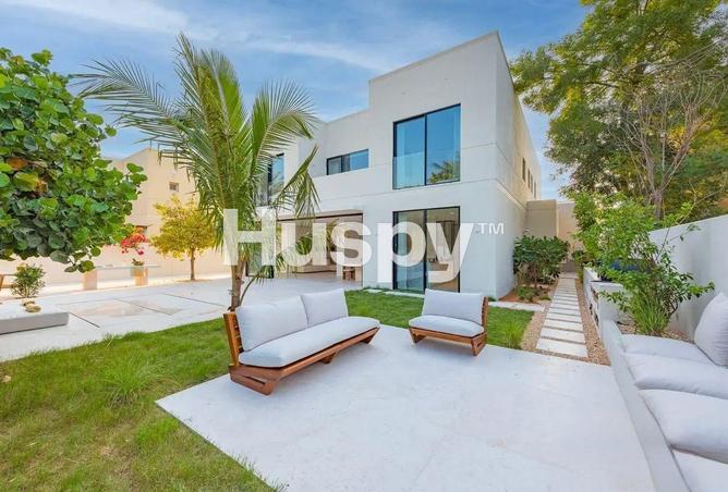 Prime Location | Lake View | Turnkey Villa