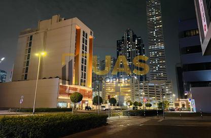 Shop - Studio - 1 Bathroom for rent in Jumeirah Garden City - Al Satwa - Dubai