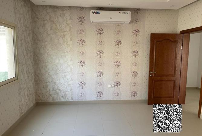 96932328 - Property Image 3