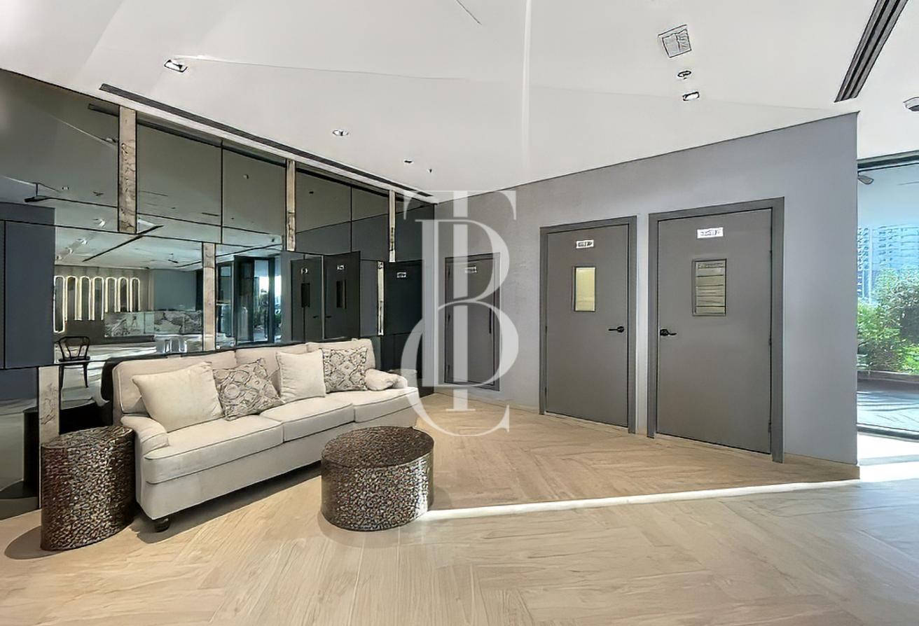 Unfurnished | Low Floor | Roof Pool photo 10
