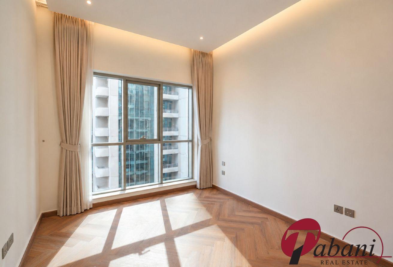 UNFURNISHED | BURJ KHALIFA VIEWS | BALCONY photo 5