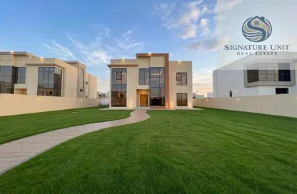 Villa - 4 Bedrooms - 6 Bathrooms for rent in Al Aweer 1 - Al Aweer - Dubai