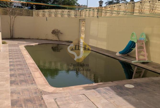 122933203 - Property Image 2