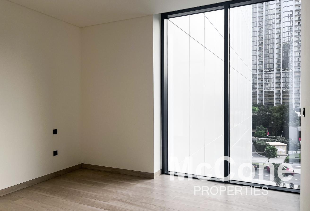 Bright Unit | Brand New | Good View photo 8