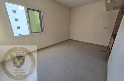 Apartment - Studio - 1 Bathroom for rent in Al Qulaya'ah - Al Sharq - Sharjah