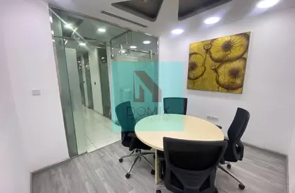 مكتب - استوديو - 1 حمام للايجار في برج لطيفة - شارع الشيخ زايد - دبي