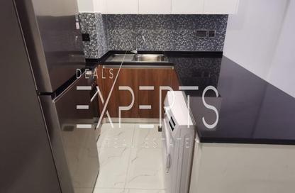 Apartment - 2 Bedrooms - 3 Bathrooms for rent in The Gate - Masdar City - Abu Dhabi