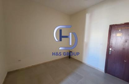 Apartment - Studio - 1 Bathroom for rent in Fire Station Road - Muwaileh - Sharjah