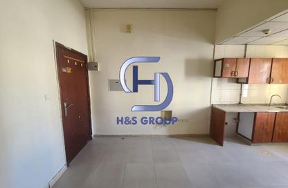 Apartment - Studio - 1 Bathroom for rent in Fire Station Road - Muwaileh - Sharjah