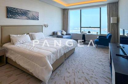 Apartment - Studio - 1 Bathroom for rent in The Palm Tower - Palm Jumeirah - Dubai