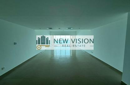Apartment - 3 Bedrooms - 4 Bathrooms for rent in Al Mamzar Tower - Al Mamzar - Sharjah - Sharjah