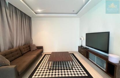 Apartment - 1 Bedroom - 2 Bathrooms for rent in Bonnington Tower - JLT Cluster J - Jumeirah Lake Towers - Dubai