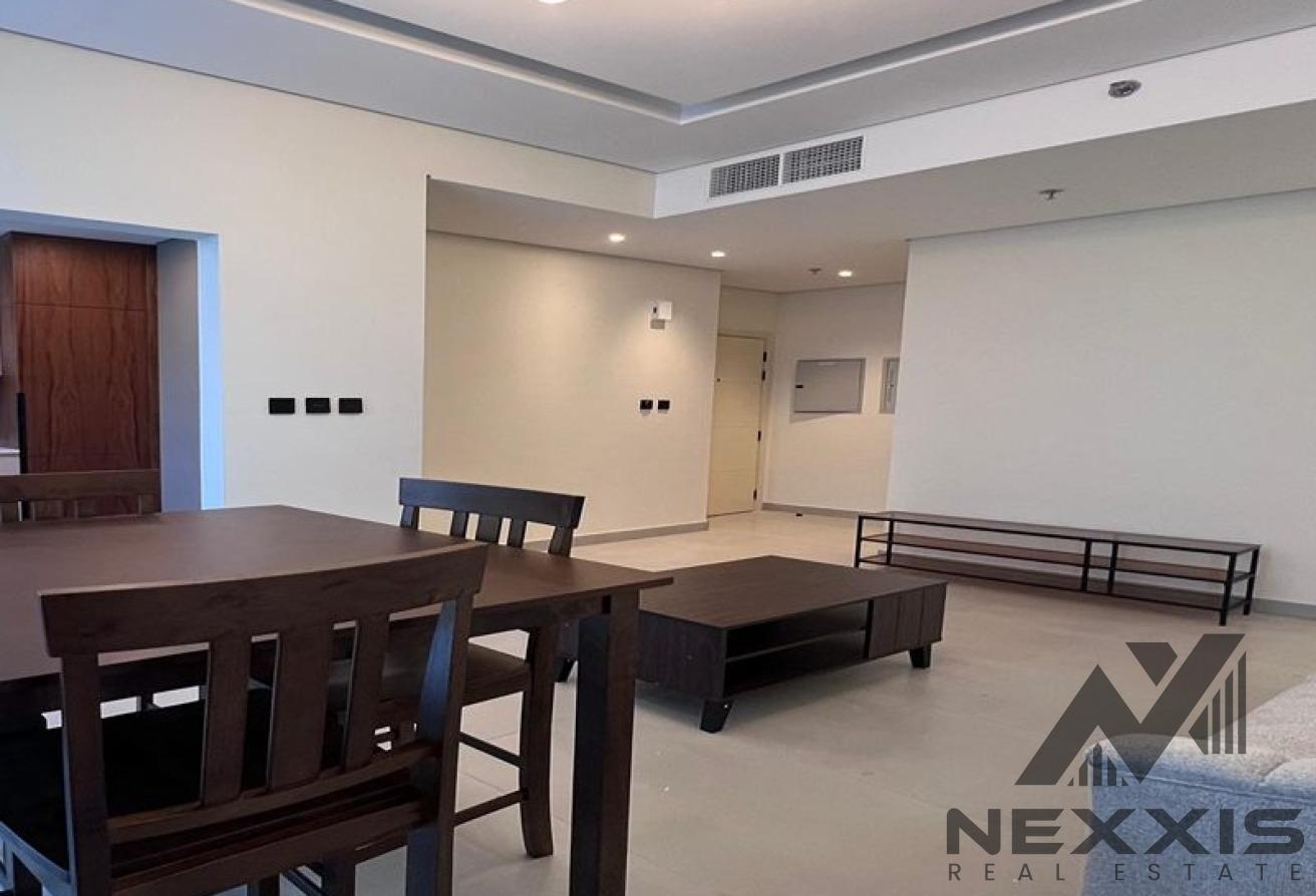 Brand New | Front of Metro | Furnished photo 4