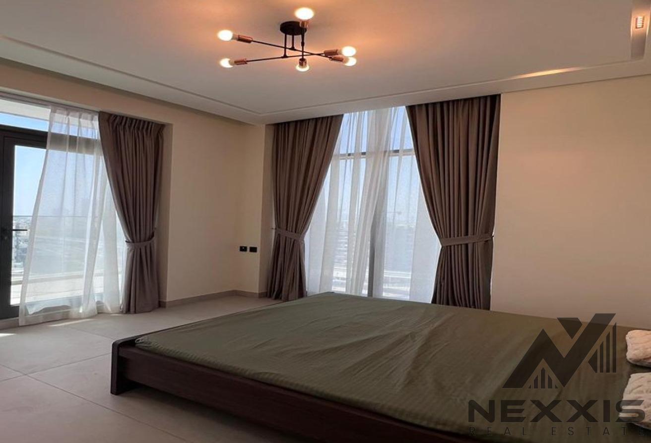 Brand New | Front of Metro | Furnished photo 6