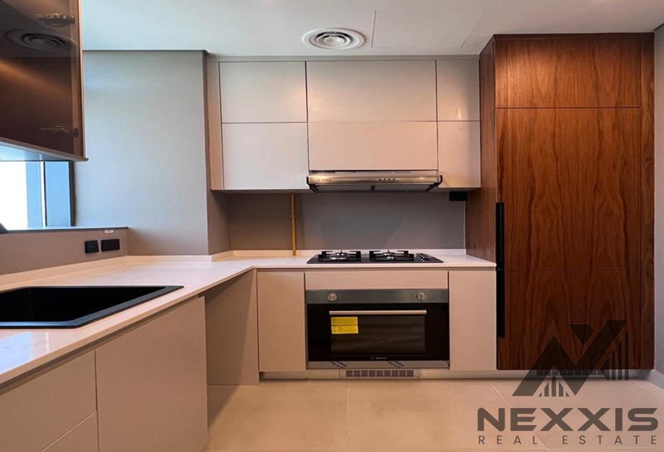 Brand New | Front of Metro | Furnished photo 7
