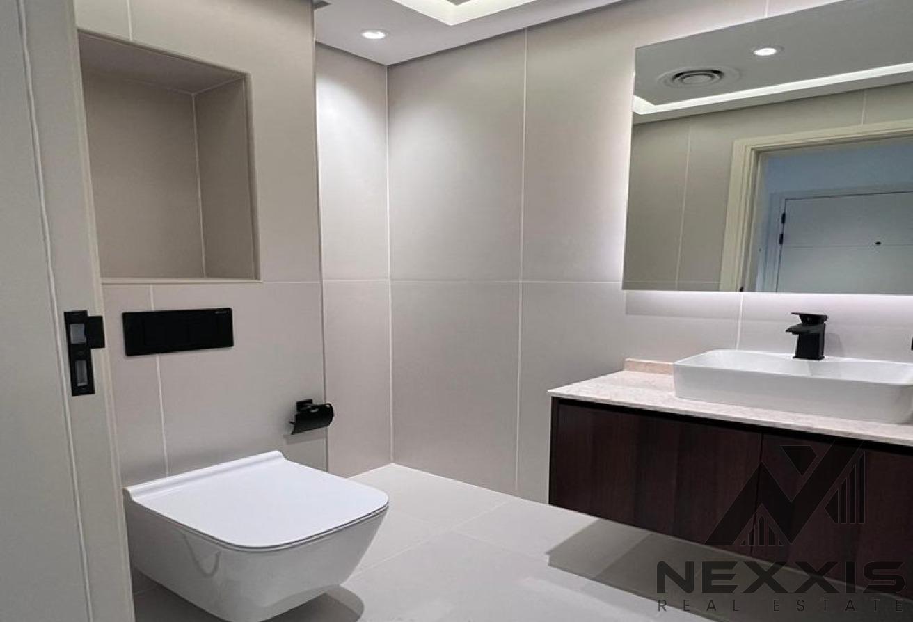 Brand New | Front of Metro | Furnished photo 9