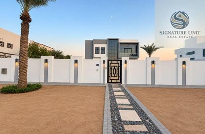 Villa - 5 - 6 for rent in Nad Al Sheba 4 - Nad Al Sheba - Dubai