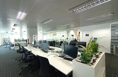 مكتب - 6 غرف نوم - 2 حمامات للايجار في برج كونكورد - مدينة دبي للإعلام - دبي