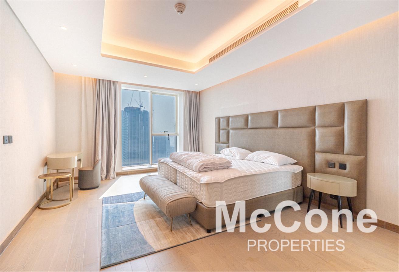 Luxury Penthouse | Burj View | Huge Layout photo 15