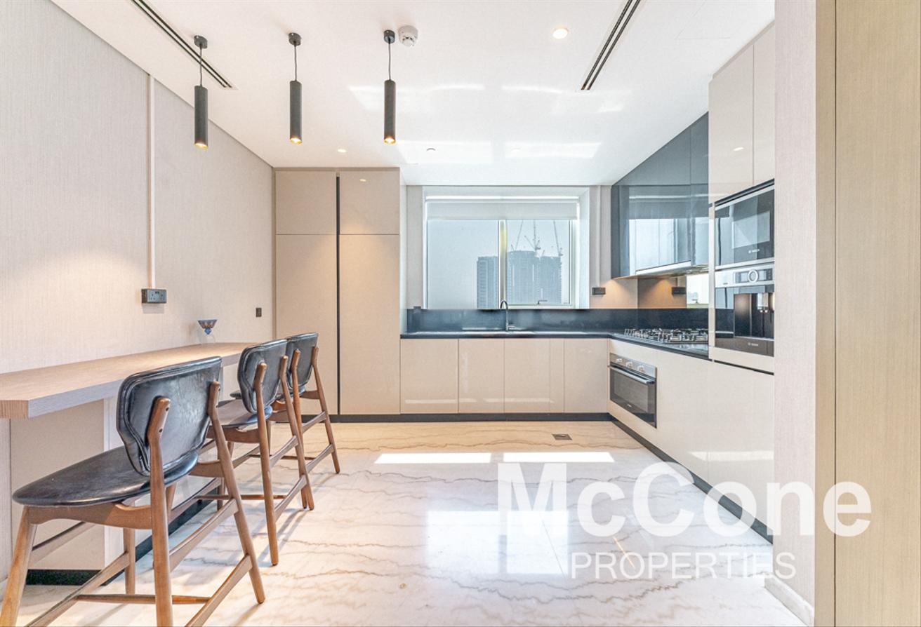 Luxury Penthouse | Burj View | Huge Layout photo 7