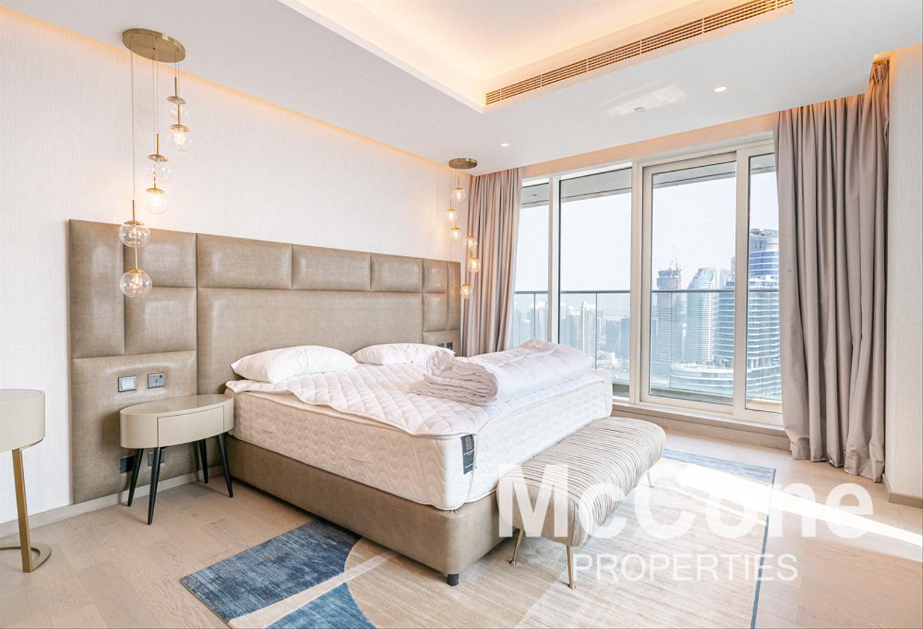 Luxury Penthouse | Burj View | Huge Layout photo 18