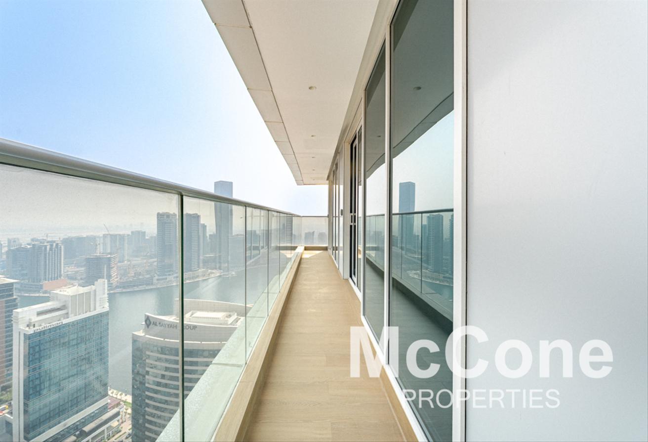 Luxury Penthouse | Burj View | Huge Layout photo 23