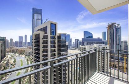 Apartment - 3 Bedrooms - 3 Bathrooms for sale in Boulevard Crescent Tower 1 - BLVD Crescent - Downtown Dubai - Dubai
