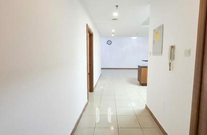 Apartment - 1 Bedroom - 2 Bathrooms for rent in Sulafa Tower - Dubai Marina - Dubai