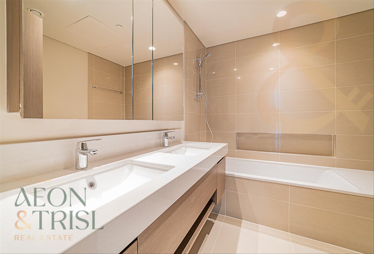2 bed Apartment Available for Rent in Harbour Gate photo 10