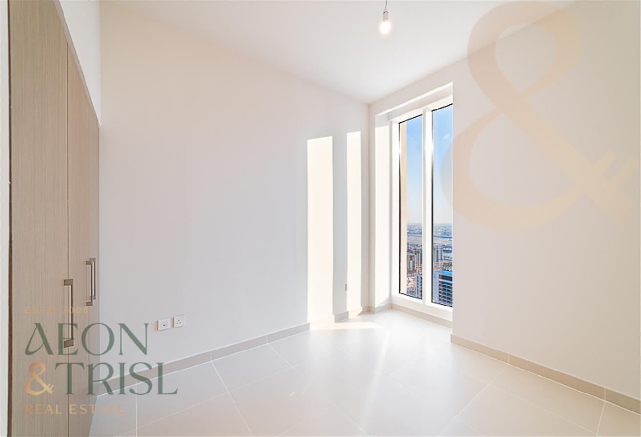 2 bed Apartment Available for Rent in Harbour Gate photo 5