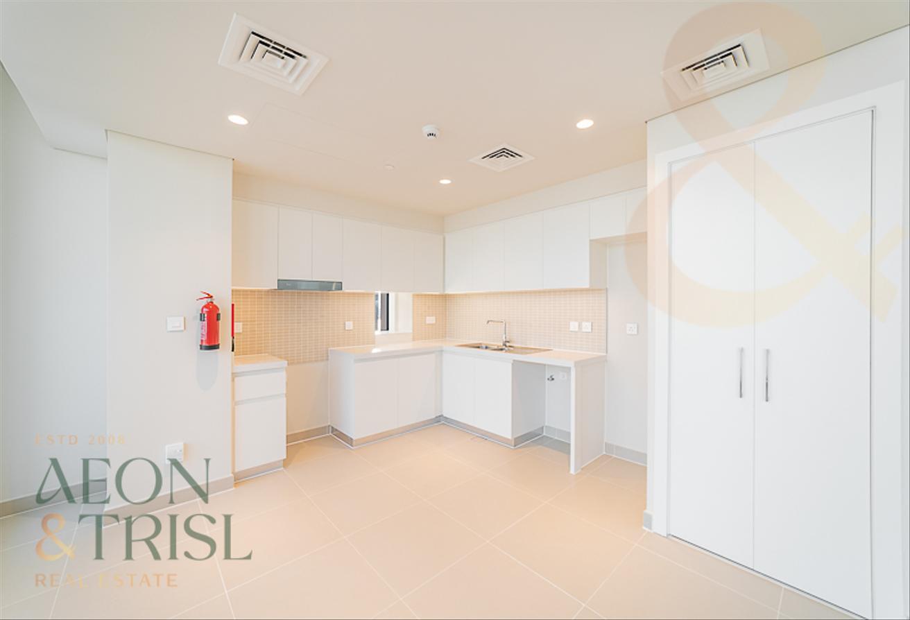 2 bed Apartment Available for Rent in Harbour Gate photo 3
