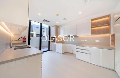 Villa - 4 Bedrooms - 6 Bathrooms for rent in Jebel Ali Village Villas - Jebel Ali Village - Jebel Ali - Dubai
