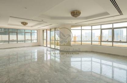 Penthouse - 5 - 4 for rent in Al Majaz 3 - Al Majaz - Sharjah
