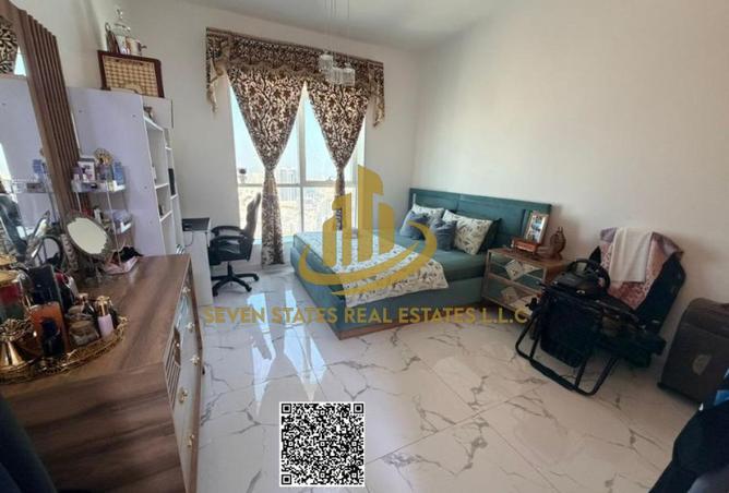 74255755 - Property Image 2